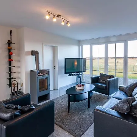 Arkonablick Og, Helle Mit Balkon Meerblick Und Eigenem Eingezäuntem Garten Hunde Herzlich Willkommen