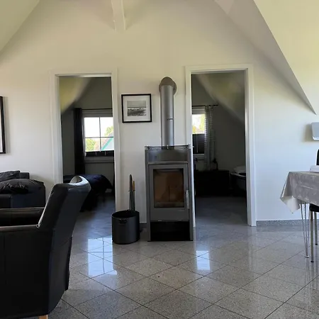 Apartment Arkonablick Og, Helle Mit Balkon Meerblick Und Eigenem Eingezäuntem Garten Hunde Herzlich Willkommen *