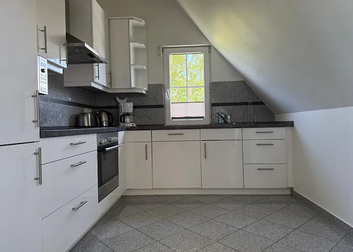 Lejlighed Arkonablick Og, Helle Mit Balkon Meerblick Und Eigenem Eingezaeuntem Garten Hunde Herzlich Willkommen *