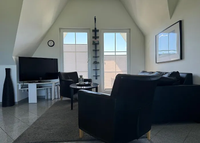 Arkonablick Og, Helle Mit Balkon Meerblick Und Eigenem Eingezaeuntem Garten Hunde Herzlich Willkommen Lejlighed